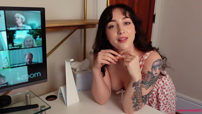 Phatassedangel69 - Desk Pet Girlfriend