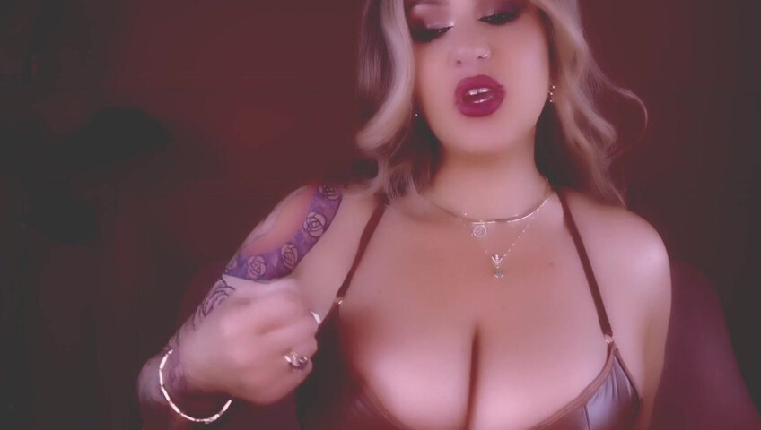 Madam Violet - Blonde Destruction