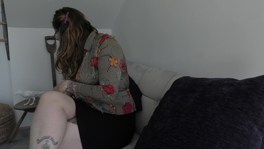 Bettie Bondage - Hot for Teacher's Hungry Pussy