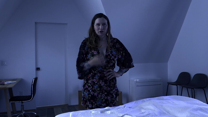 Bettie Bondage - Hot for Teacher's Hungry Pussy