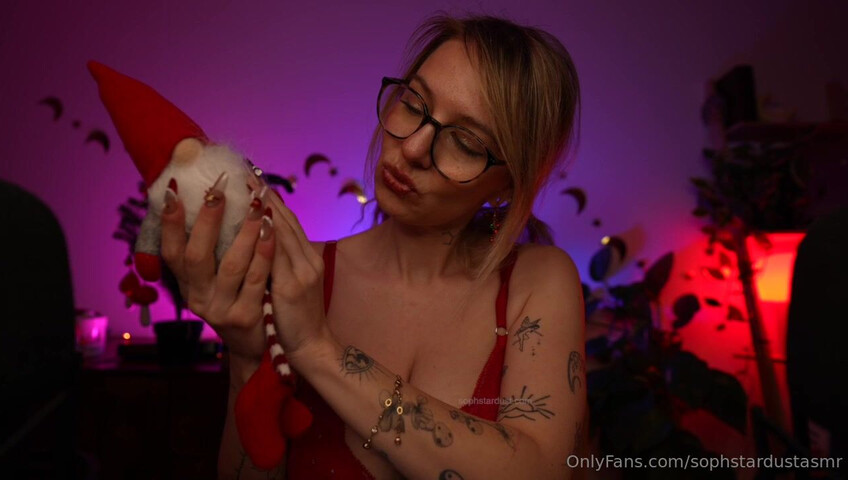 Soph Stardust ASMR - Lewd Сhristmas Trigger Words (German & English), Juicy Bra Scratching & Hot Whispers