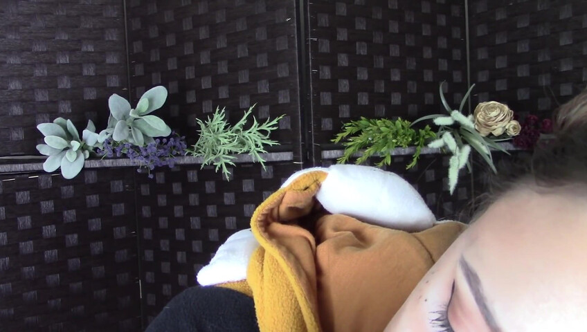 Amy Kay ASMR - Sleepy forest girl sucks on your dick