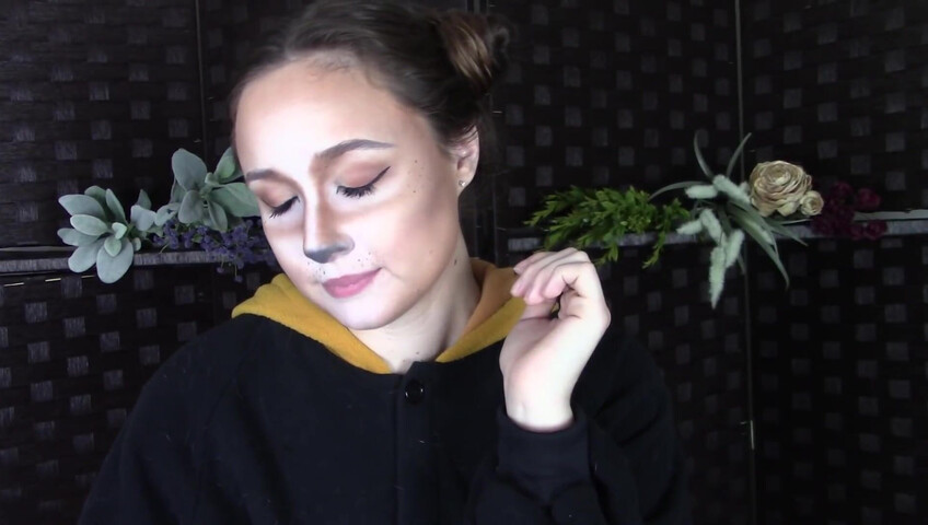 Amy Kay ASMR - Sleepy forest girl sucks on your dick