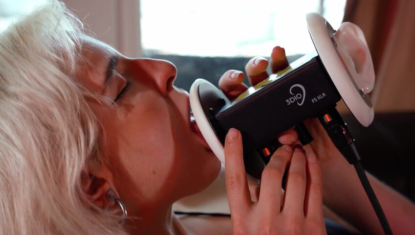 The Sounds of Girls - Wet Sounds in My Back Sexy Fishnet Stockings