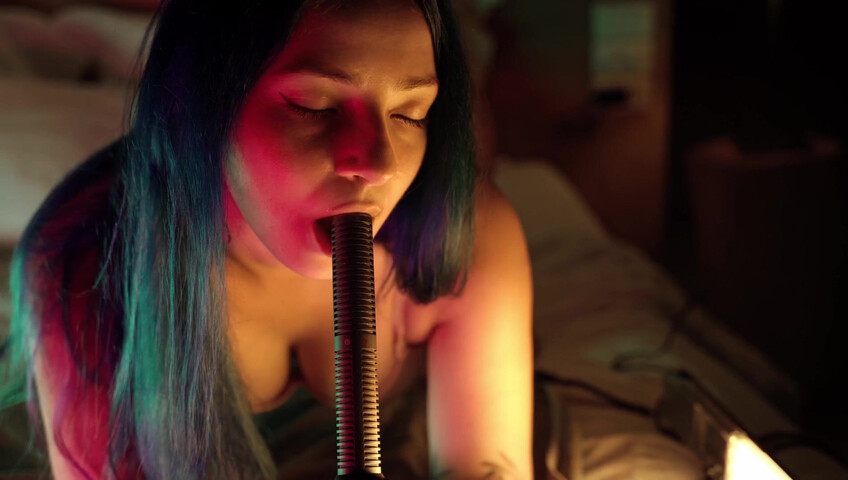 The Sounds of Girls - ASMR Yori Licks Your Ears In The Hot Poses