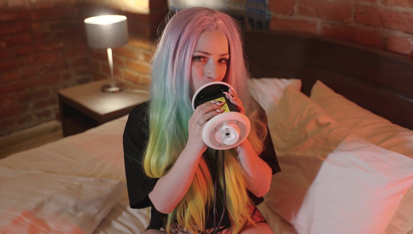 The Sounds of Girls - ASMR Ear Licking Moans in Underwear With Yori in Your Bedroom