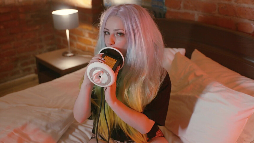 The Sounds of Girls - ASMR Ear Licking Moans in Underwear With Yori in Your Bedroom