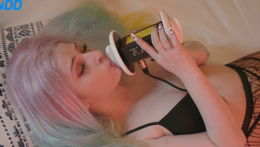 The Sounds of Girls - ASMR Ear Licking Moans in Underwear With Yori in Your Bedroom