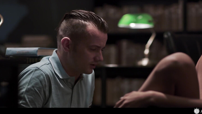 Freeze Porn - Emiri Momota - Silence In The Library