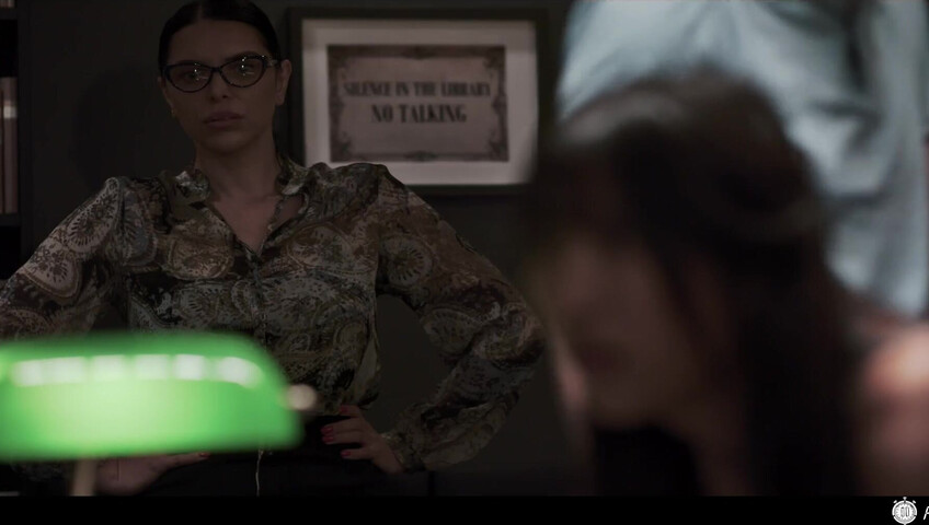 Freeze Porn - Emiri Momota - Silence In The Library