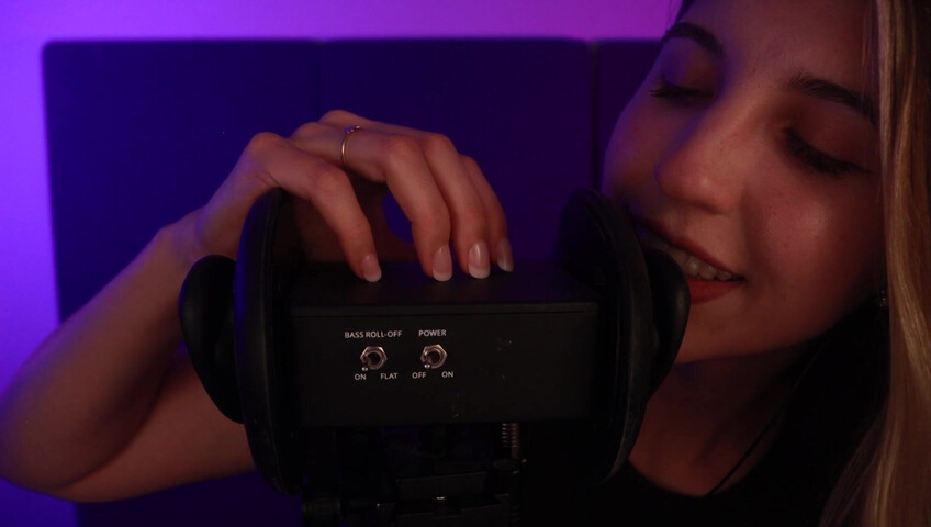 FrivolousFox ASMR - Kisses and Scratches