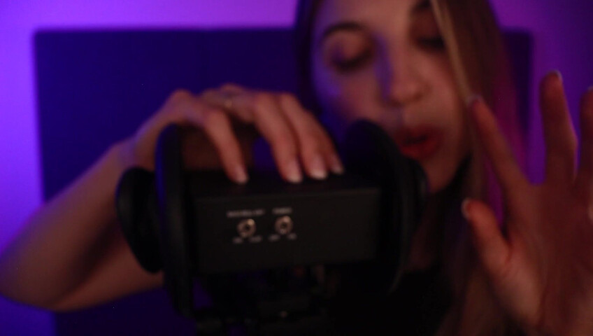 FrivolousFox ASMR - Kisses and Scratches