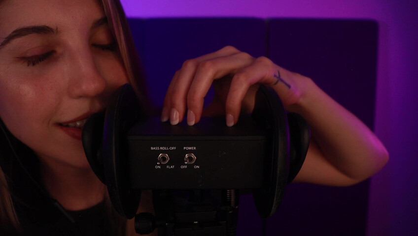 FrivolousFox ASMR - Kisses and Scratches