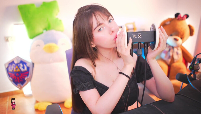 IJenz - Wet Ear Licking