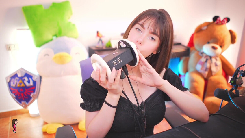 IJenz - Wet Ear Licking