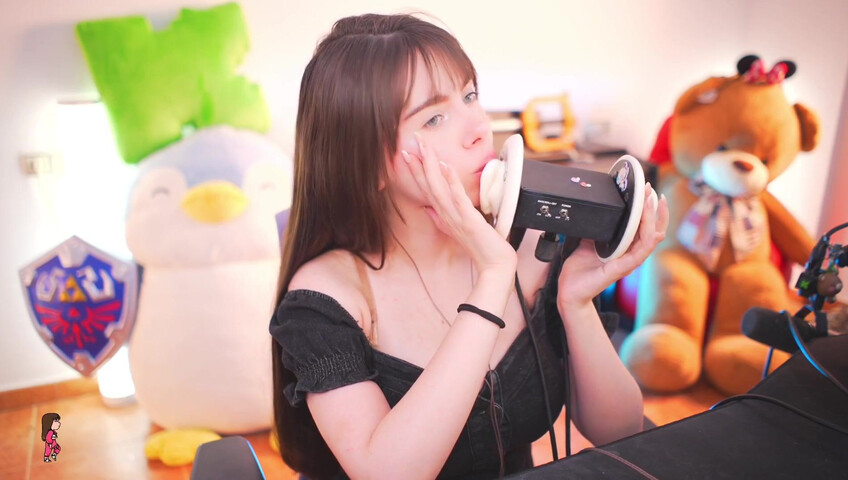 IJenz - Wet Ear Licking