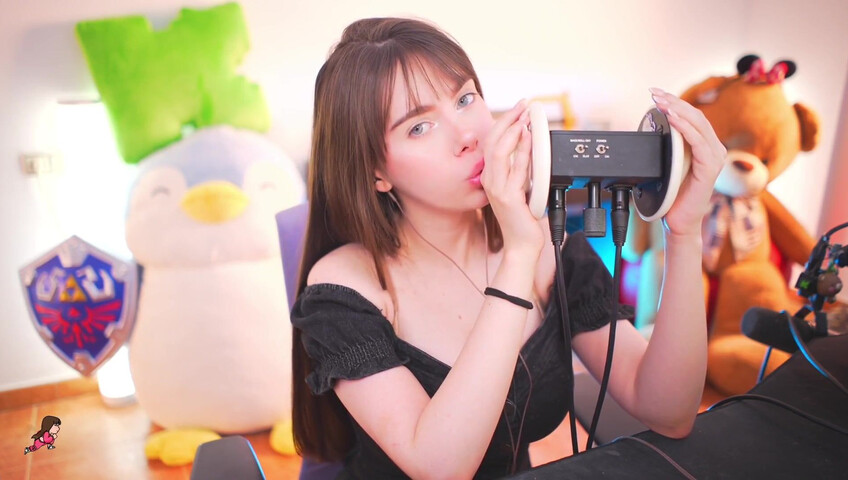 IJenz - Wet Ear Licking