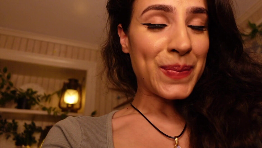 Irma La Dulce ASMR - Barber Attention