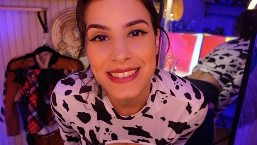 Irma la Dulce ASMR Ass - Girlfriend Experience - Dressing Room Kink