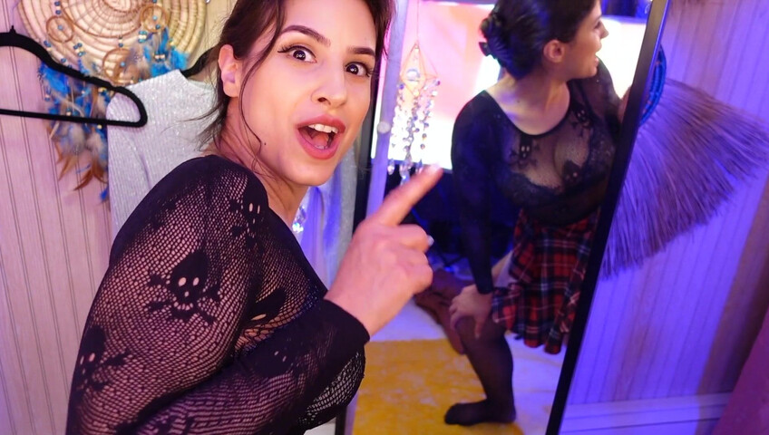 Irma la Dulce ASMR Ass - Girlfriend Experience - Dressing Room Kink