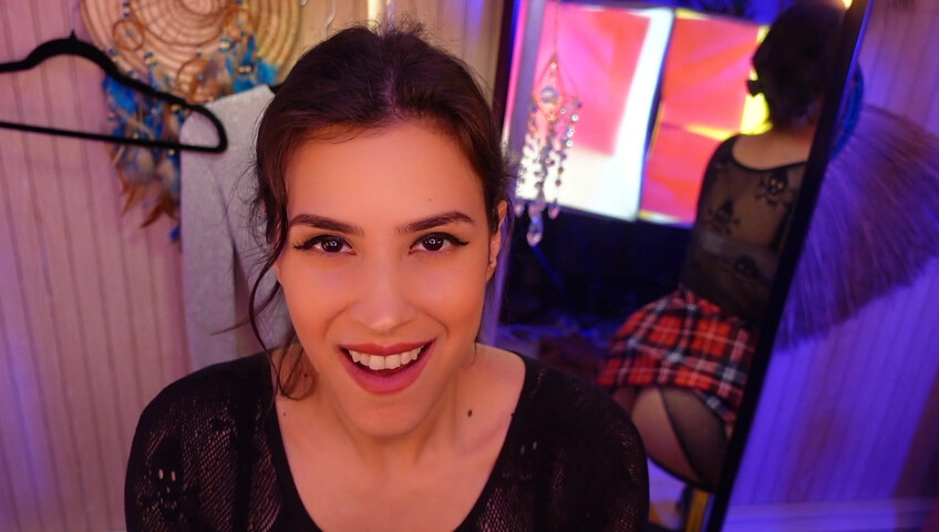 Irma la Dulce ASMR Ass - Girlfriend Experience - Dressing Room Kink