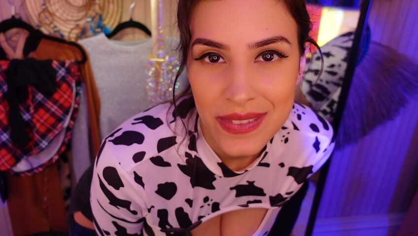 Irma la Dulce ASMR Ass - Girlfriend Experience - Dressing Room Kink