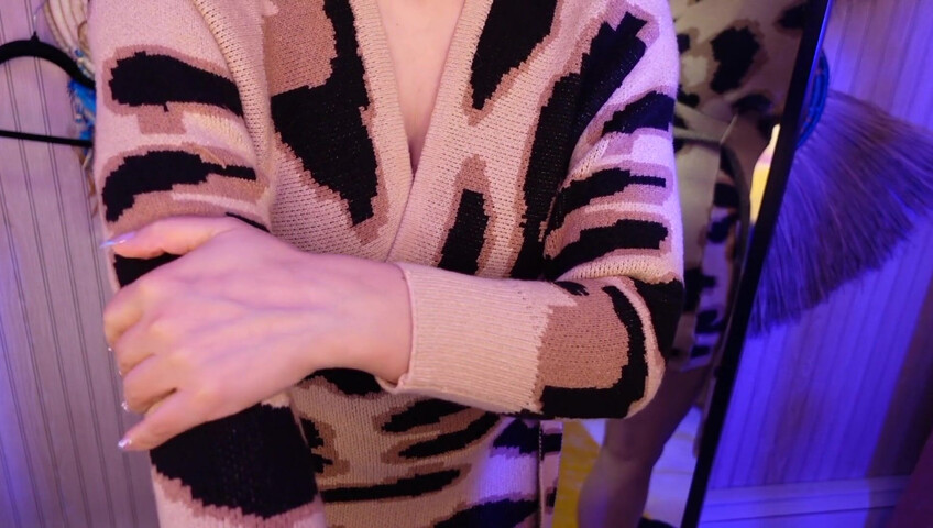 Irma la Dulce ASMR Ass - Girlfriend Experience - Dressing Room Kink