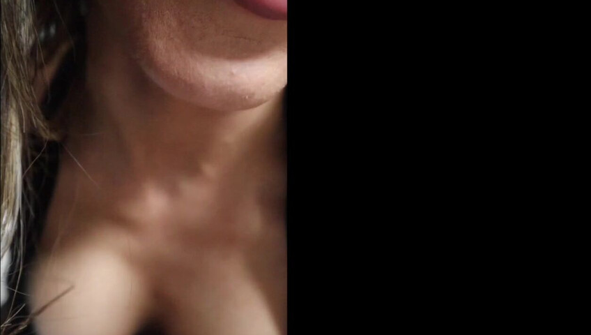 Isabella ASMR - 19 December 2024 - Birthday Girl Tries on Her Birthday Gift