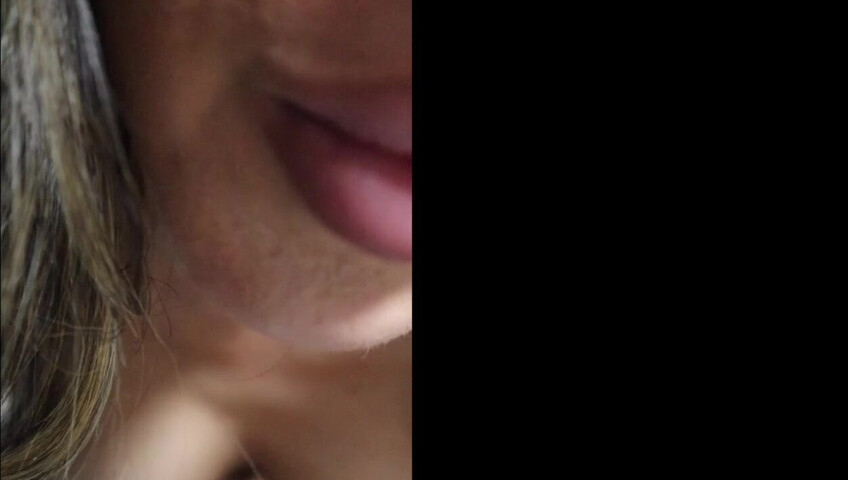 Isabella ASMR - 19 December 2024 - Birthday Girl Tries on Her Birthday Gift