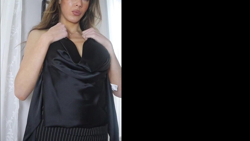 Isabella ASMR 24 January 2025 - flirty secretary girlfriend is waiting for you