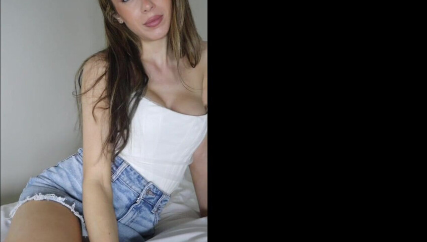 Isabella ASMR 25 May 2024 - loving girlfriend in the bedroom