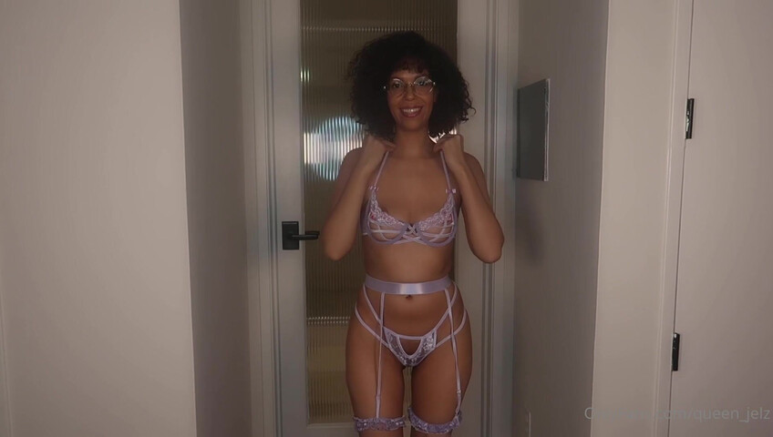 Jelzy ASMR - queen_jelz - 2020-07-31_5f244a44ed46aa1e1d1ca_source