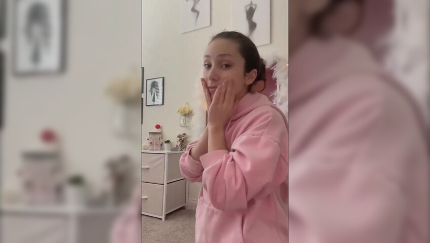 Lexi Poll ASMR - I’m Trying to Get Ready But You Want Me