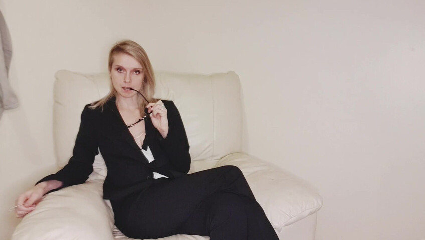 Lexi Snow - My Personal Assistant Interview