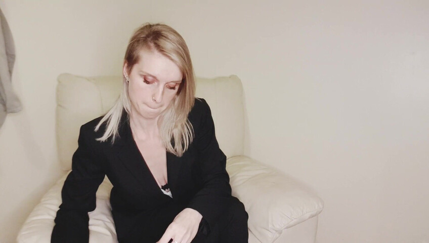 Lexi Snow - My Personal Assistant Interview