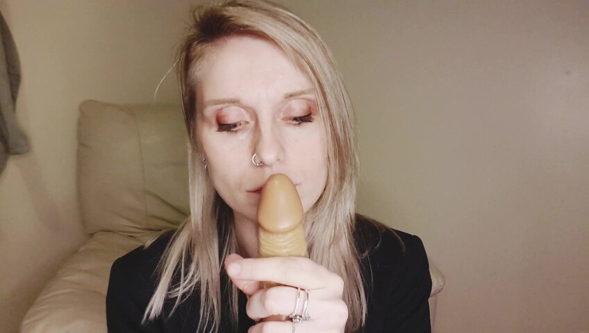 Lexi Snow - My Personal Assistant Interview