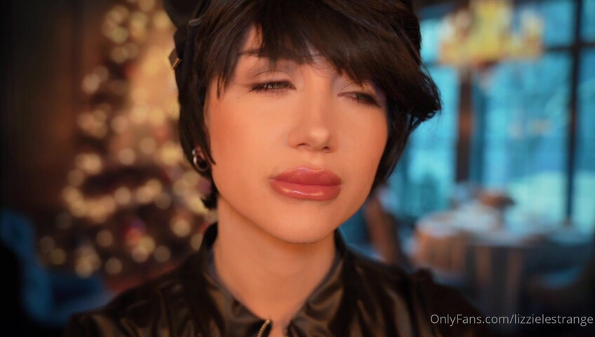 Lizzie Le Strange ASMR - Catwoman Roleplay