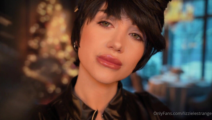 Lizzie Le Strange ASMR - Catwoman Roleplay