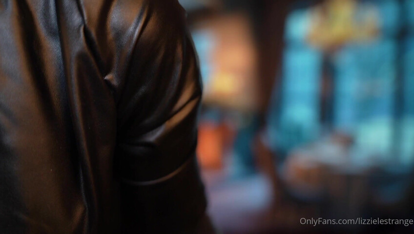 Lizzie Le Strange ASMR - Catwoman Roleplay