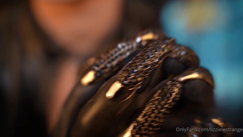 Lizzie Le Strange ASMR - Catwoman Roleplay