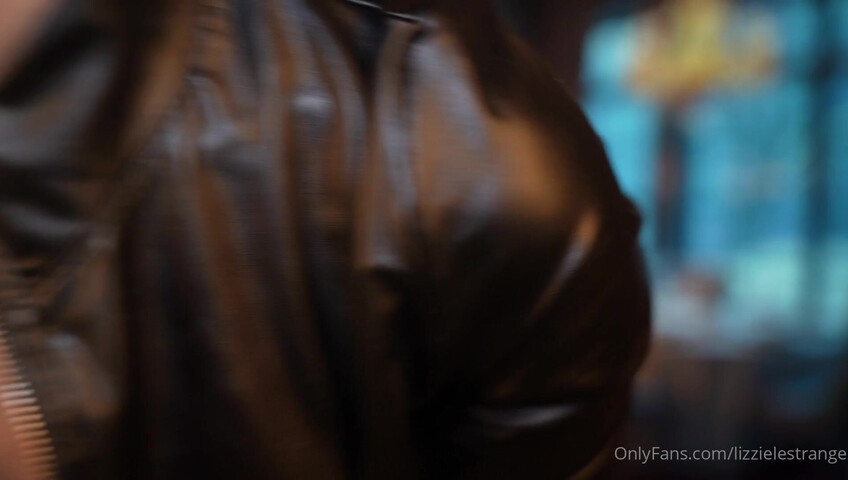 Lizzie Le Strange ASMR - Catwoman Roleplay