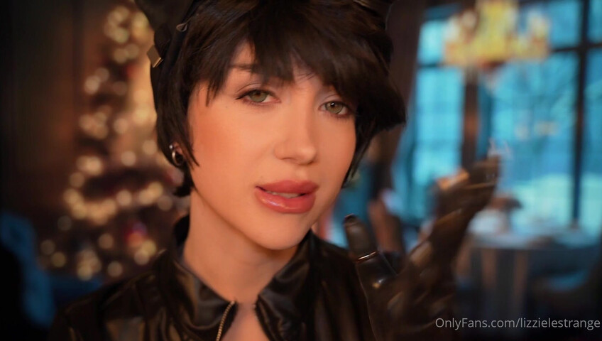Lizzie Le Strange ASMR - Catwoman Roleplay