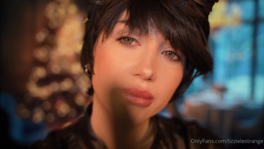 Lizzie Le Strange ASMR - Catwoman Roleplay