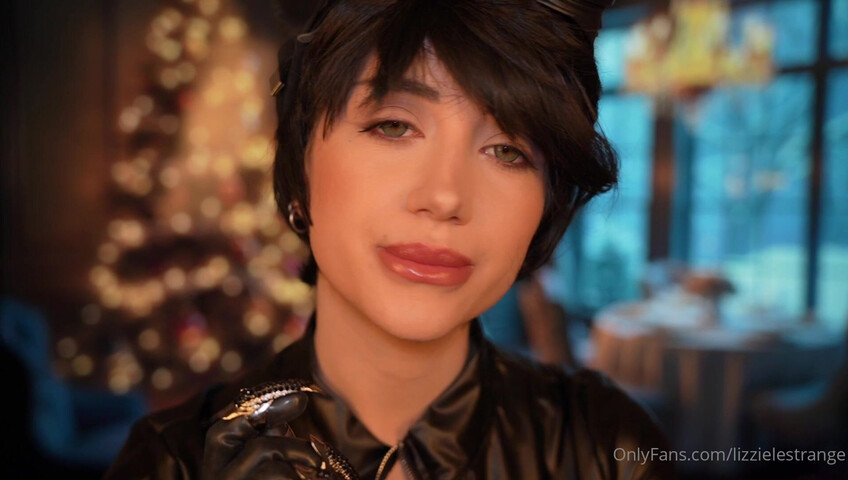 Lizzie Le Strange ASMR - Catwoman Roleplay