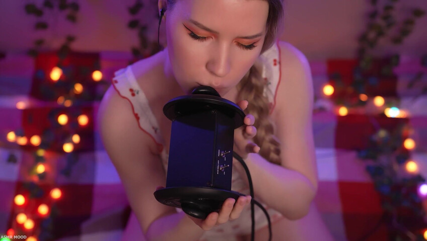 MOOD ASMR -  23 June 2025 - ASMR Eye Contact  Ear Licking & Breathing
