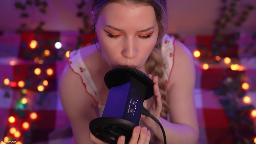 MOOD ASMR -  23 June 2025 - ASMR Eye Contact  Ear Licking & Breathing