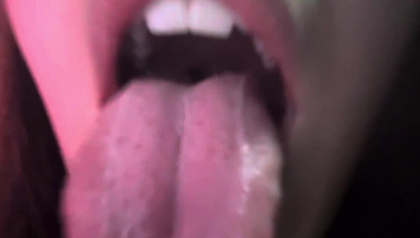 MadzzWorld - (kisses-licking)