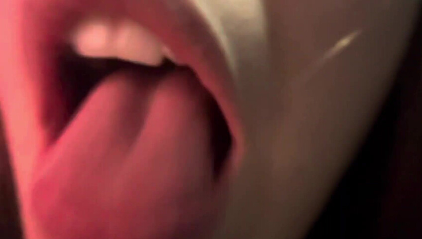 MadzzWorld - (kisses-licking)