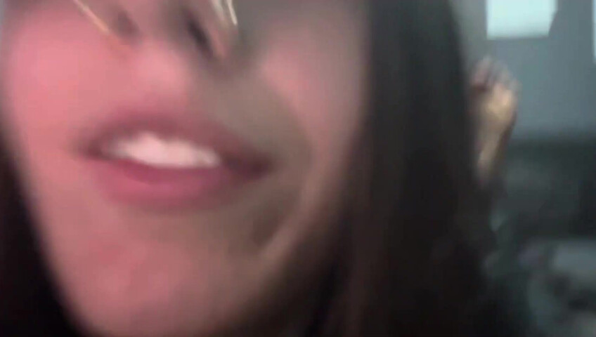 MadzzWorld - (kisses-licking)