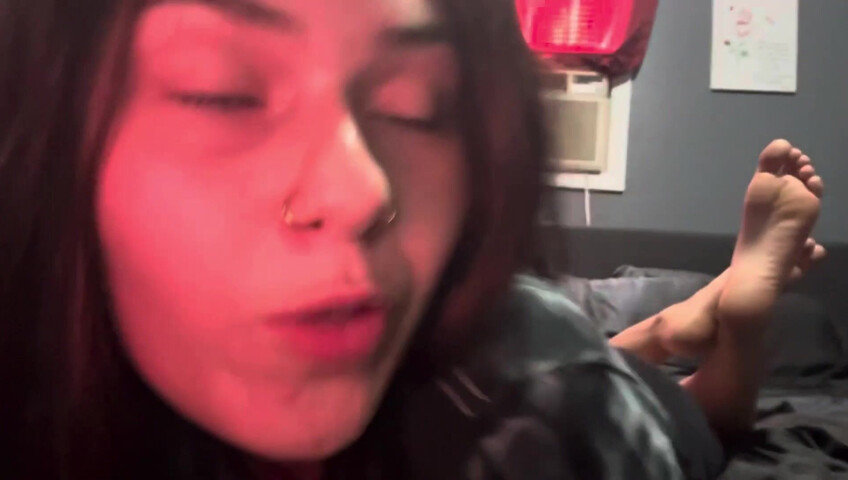 MadzzWorld - (kisses-licking)